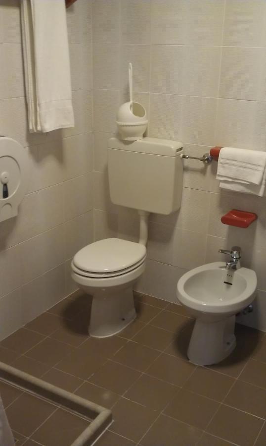 Albergo Casa Dell'Ospite Brescia Quarto foto